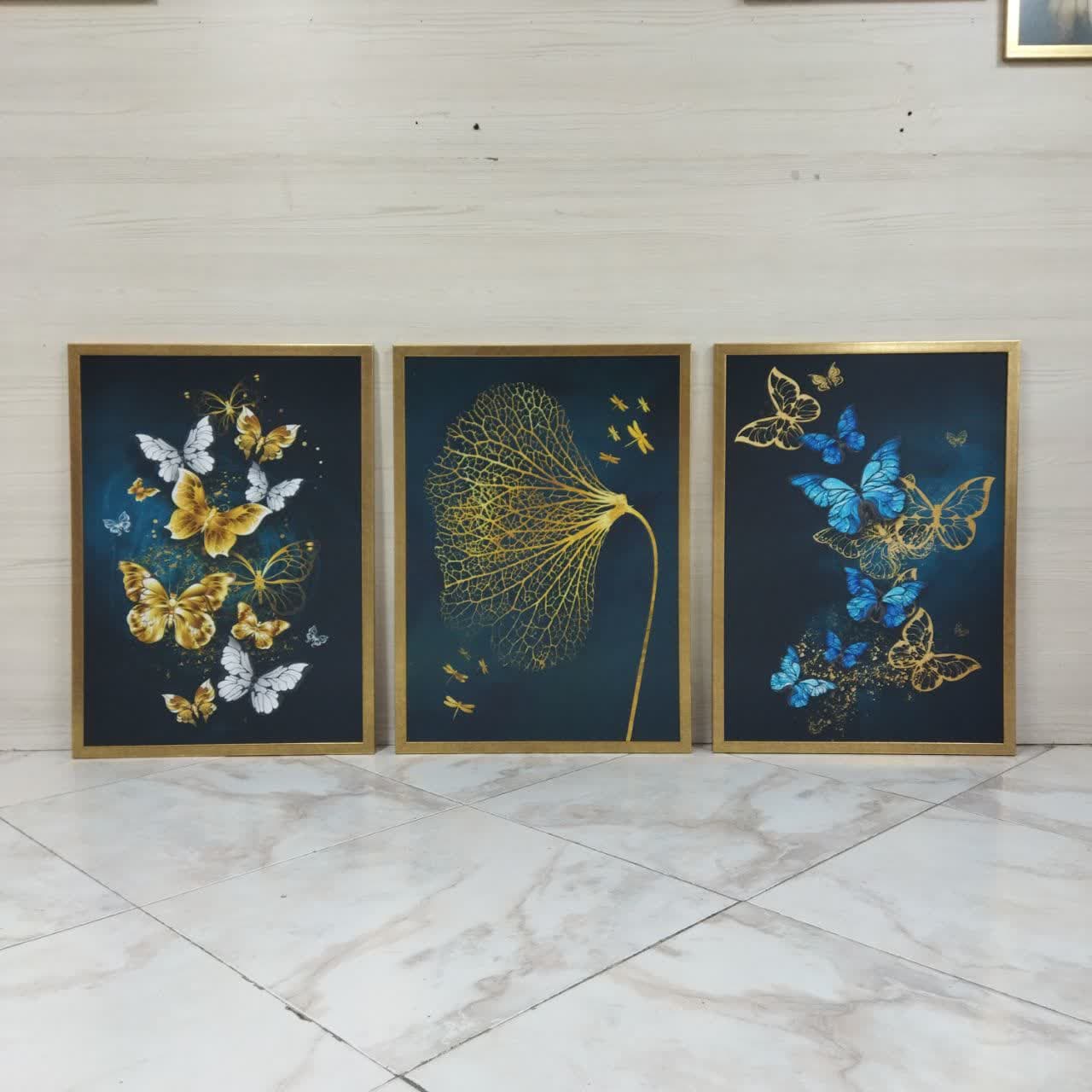 تابلو مدرن دیواری پروانه